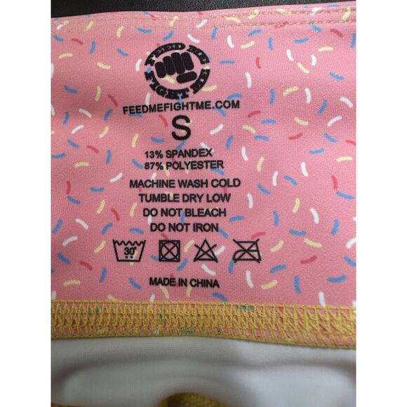 Feed Me‎ Fight Me Leggings Ice Cream Cone Womens Size S Cropped FMFM Novelty - Picture 7 of 7